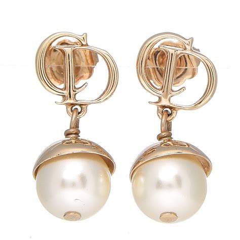 dior cd pearl earrings